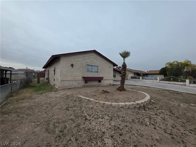 Building Photo - 1301 Madison Ave