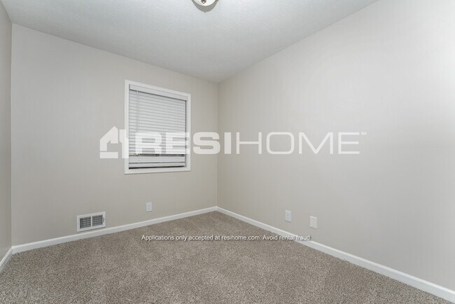 Building Photo - 1763 Stag Dr NW