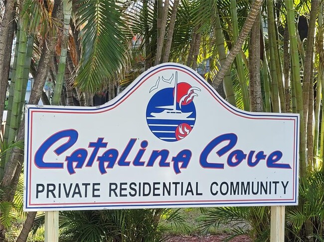 Building Photo - 14521 Catalina Cir