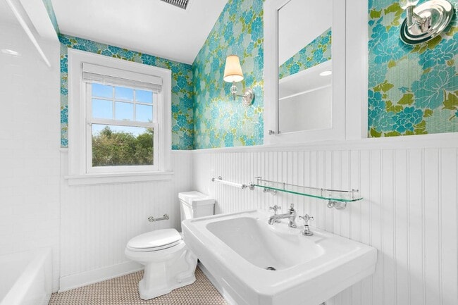 Building Photo - 84 Anns Ln