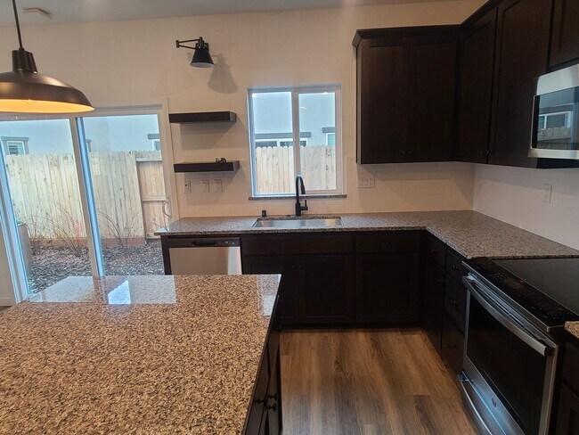 Building Photo - Three Bedroom Three Bathroom Home with Solar