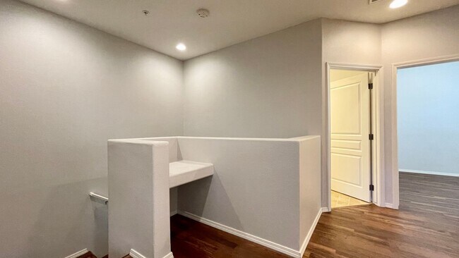 Building Photo - Beautifully Updated 3-Bedroom House with Patio in Broad Street Village