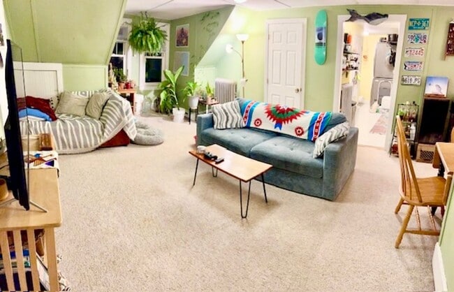 Building Photo - 66-68 Exeter St