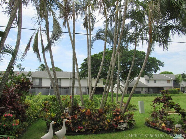 Building Photo - 5780 Fernley Dr