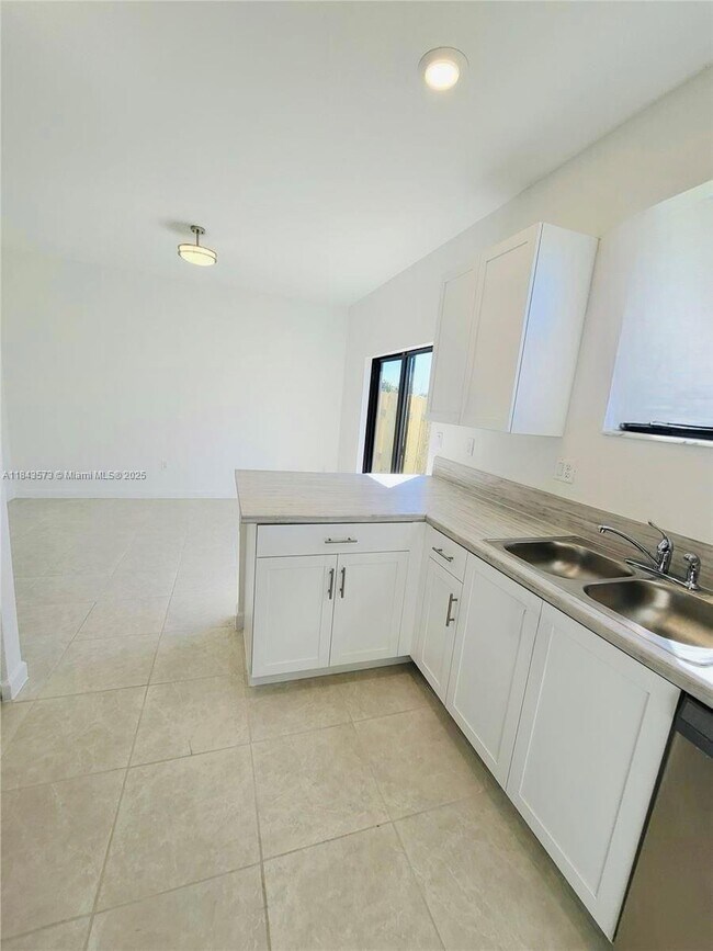 Building Photo - 12724 SW 230th St