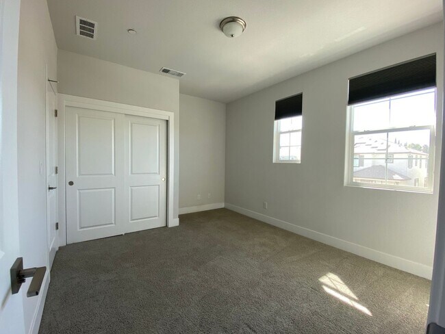 Building Photo - Coming soon  - Beautiful and NEW 4 bed / 3 Bath