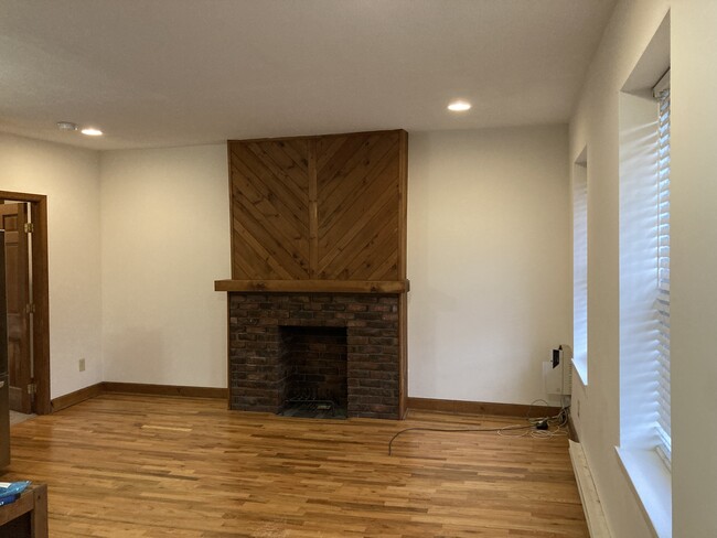 Fireplace in Living Room - 224 Mill St