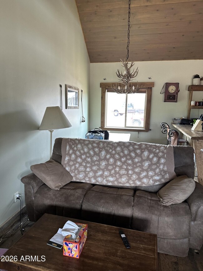 Building Photo - 200 W H Bar Rnch Rd