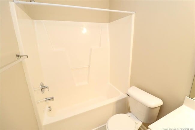 Building Photo - 711 Keystone Park Dr