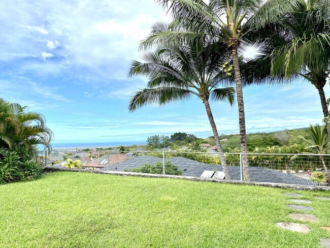 Building Photo - 75-654-654 Lalii Pl