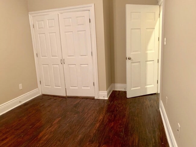 Building Photo - 3028 Cleveland Ave