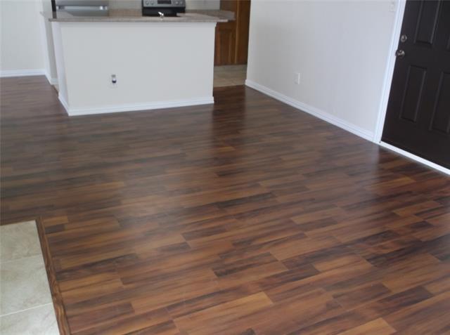 Building Photo - 9809 Walnut St