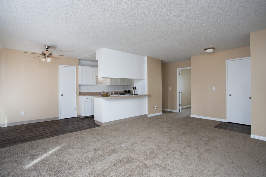 Greenbriar Village | Living Room - Greenbriar Village