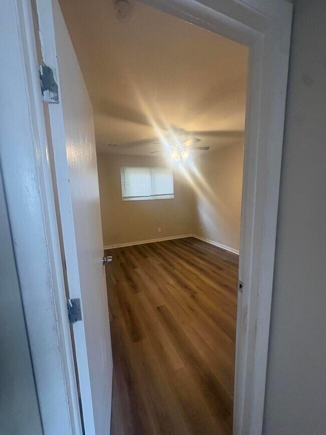 Building Photo - 940 Ferndale Pl