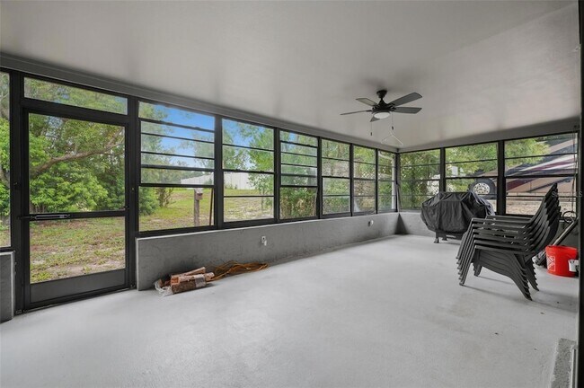 Building Photo - 6310 Gainsboro Ave