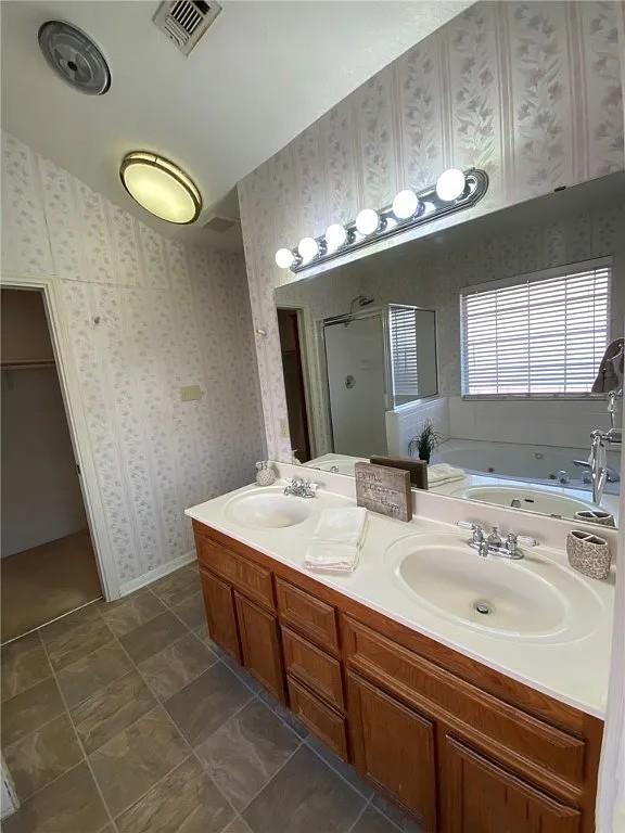 Building Photo - 1510 Zinfandel Dr