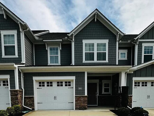 Building Photo - 5604 Benoni Ct