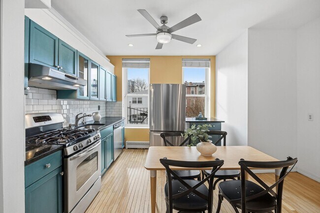 Building Photo - 201 Pavonia Ave