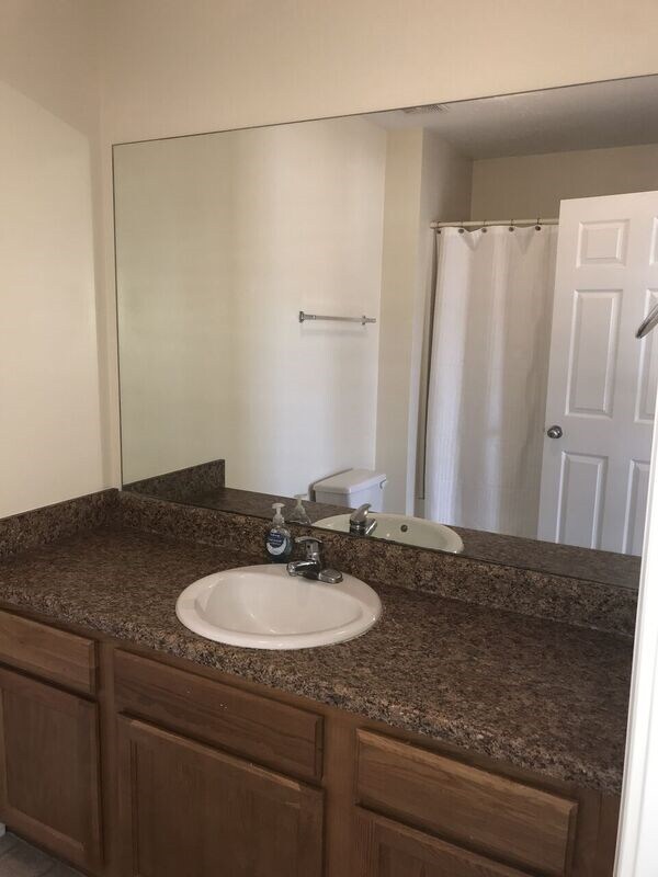 Building Photo - 368 Laurel Oak Ln