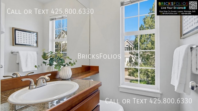 Building Photo - 1439 Huckleberry Cir