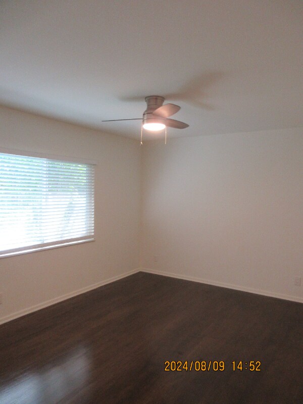 Building Photo - 905 N Sweetzer Ave