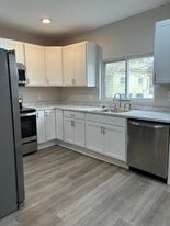 Building Photo - 406 Hill St