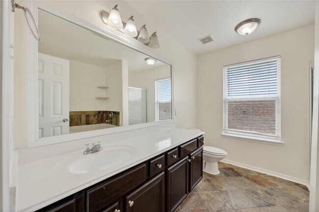 Building Photo - 20747 Settlers Lake Cir N