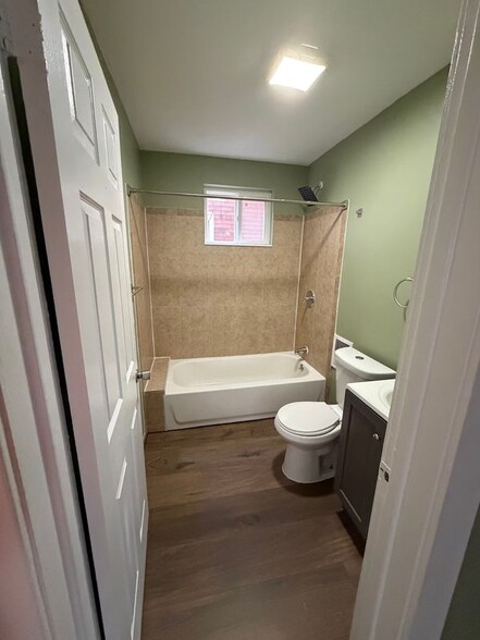 Building Photo - 7265 Senator St