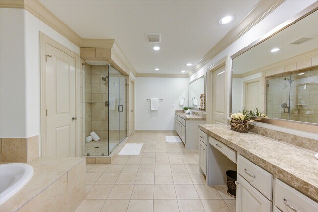 Building Photo - 13606 Teal Bluff Ln