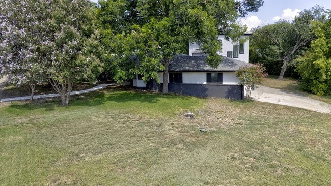 Building Photo - 6749 Fortune Rd