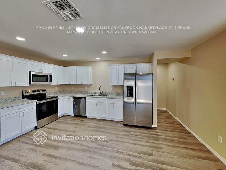 Building Photo - 11530 W Wethersfield Rd