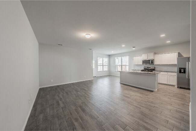 Building Photo - 8637 Centerboard Ln