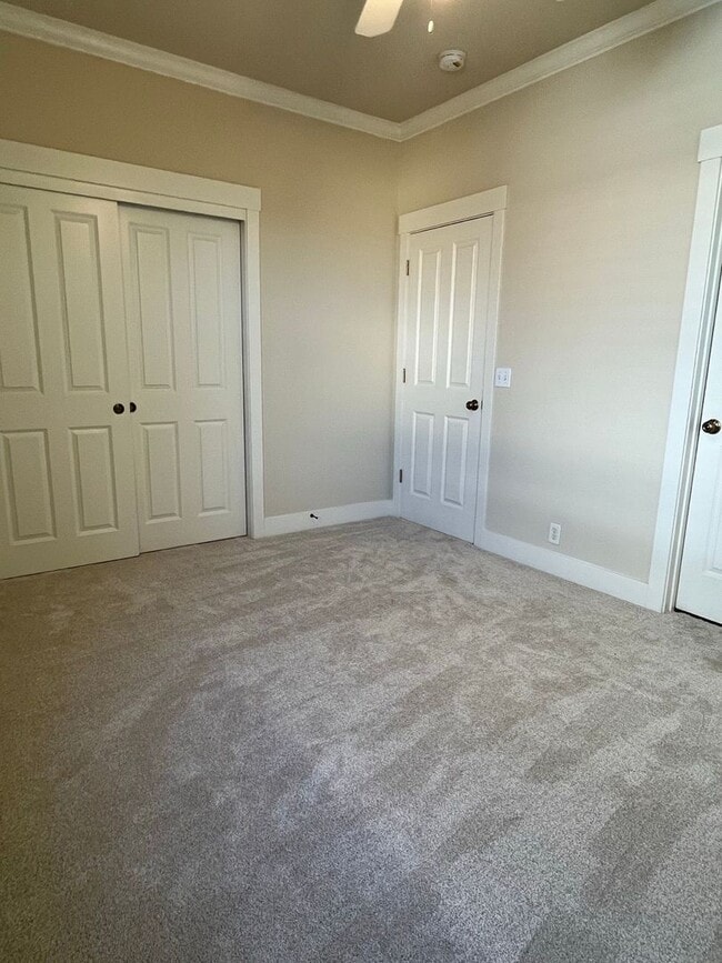 Building Photo - 2477 Switzerland Ln