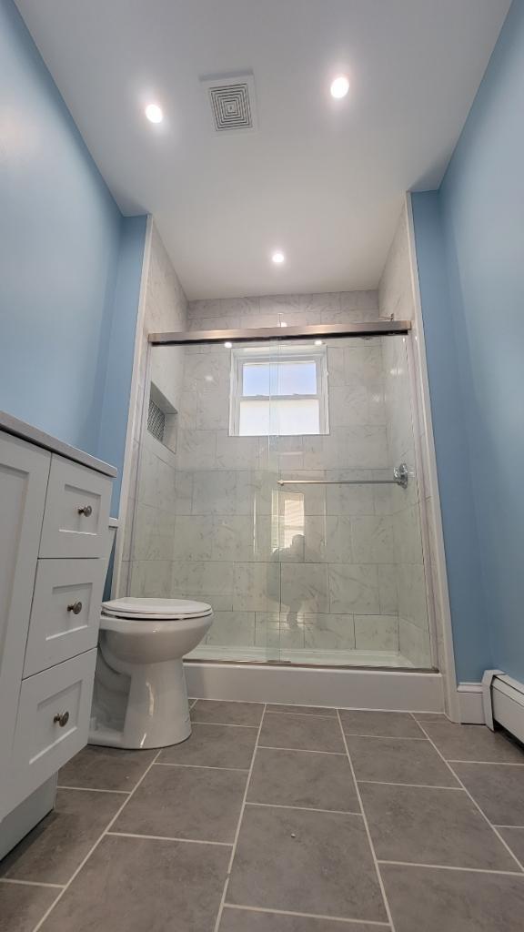 Building Photo - 104 Kimball St