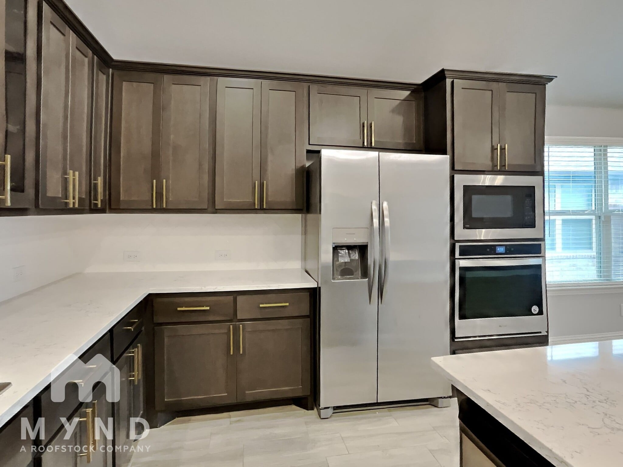 Building Photo - 552 Bradley Dr