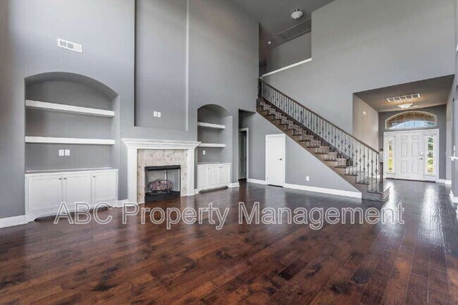 Building Photo - 2544 Brookwater Ln