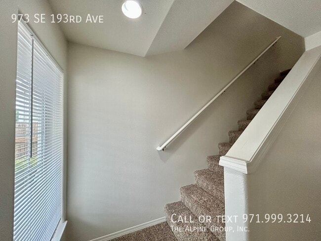 Building Photo - 973 SE 193rd Ave