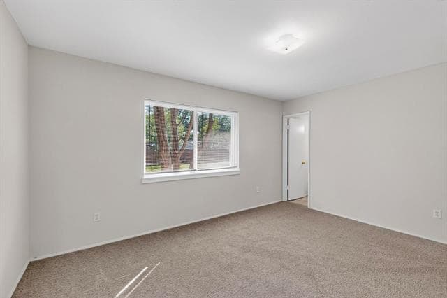 Building Photo - 4009 Providence Dr