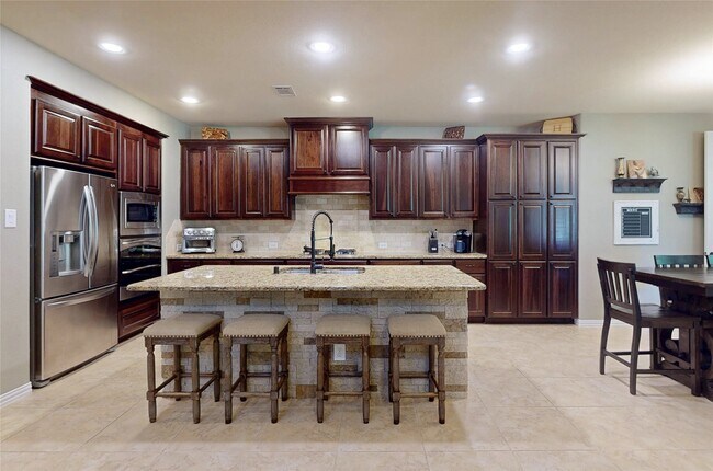 Building Photo - 25003 Stratton Meadows Dr