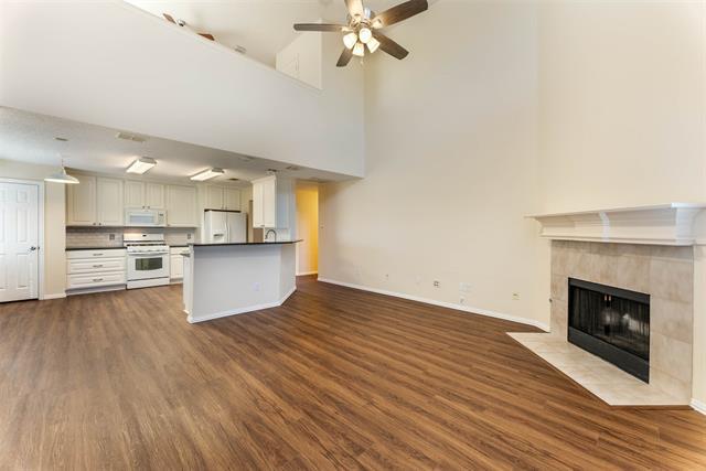 Building Photo - 3929 Acorn Ln