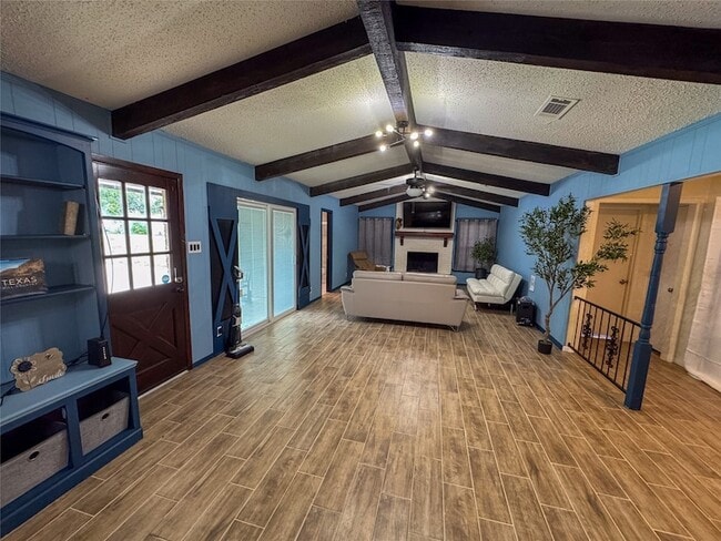 Building Photo - 255 Frog Pond Rd