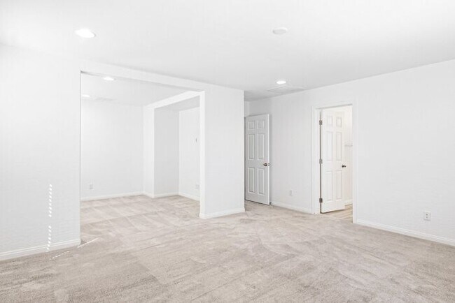 Building Photo - Spacious 4-Bedroom Home with Pool, Spa & Covered Patio