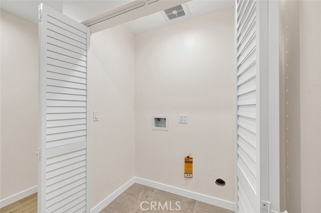 Building Photo - 569 E Cypress Ave