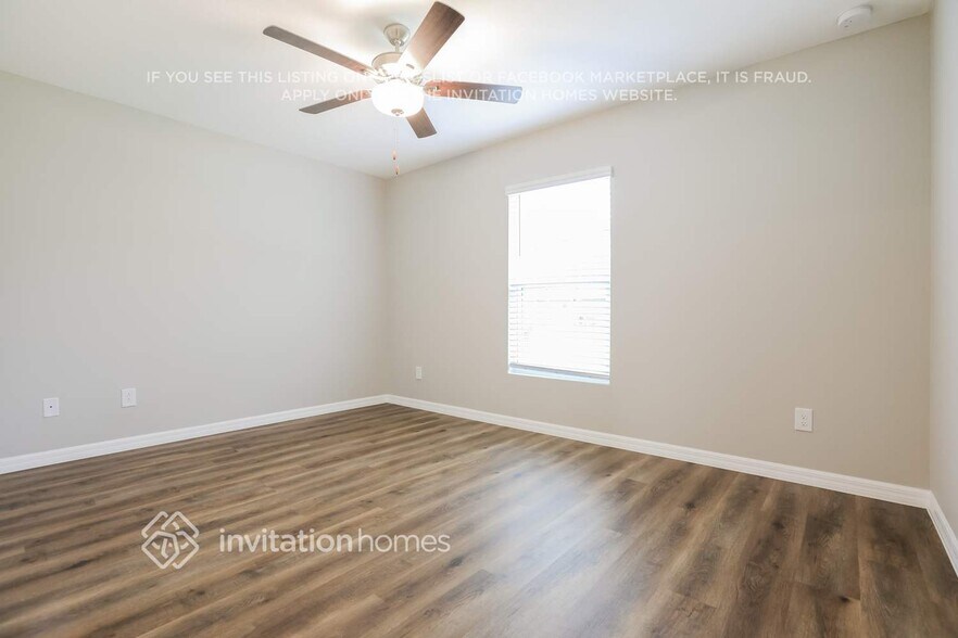 Building Photo - 23165 Lindale Ave