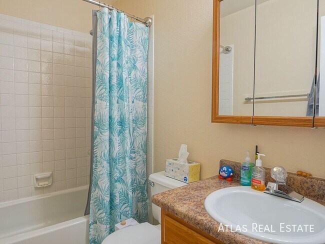 Building Photo - 6972 Peyote Way