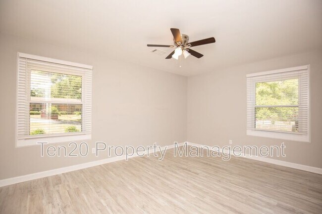 Building Photo - 3116 Culver Dr