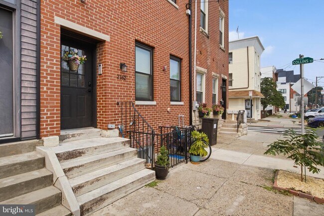 Building Photo - 2162 E York St