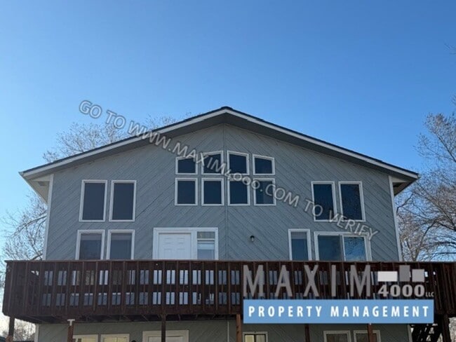 Building Photo - 559 N Sparn St