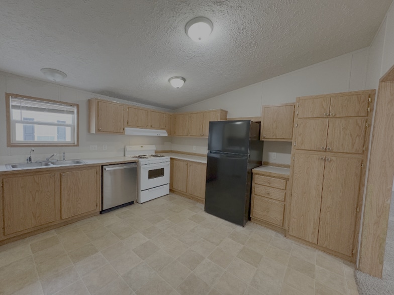 Building Photo - 356 Shummard Branch