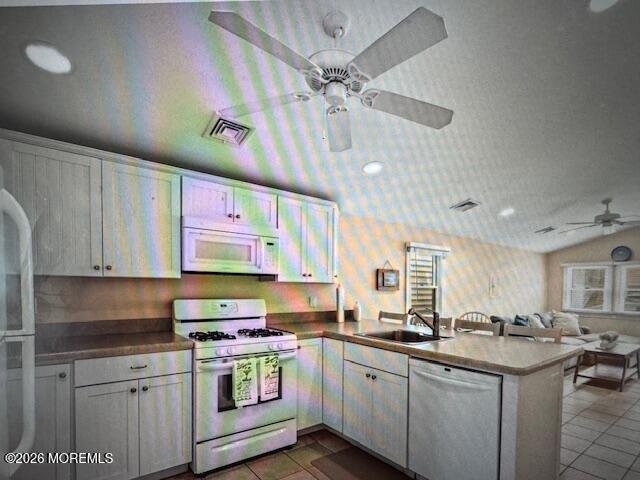 Building Photo - 169 1st Ave